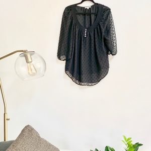 Like New Daniel Rainn Top in Black M